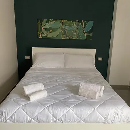 Luna Bed & Breakfast *